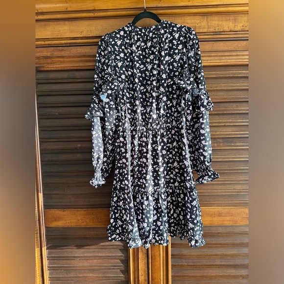 Stellah Floral dress size large NWT READY FOR FALL DRESS - Picture 4 of 7